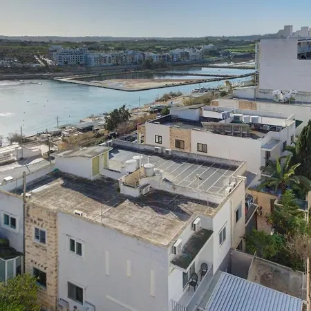 Sea View 2br - Large Balcony In Qawra